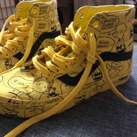 vans sk8 hi charlie brown